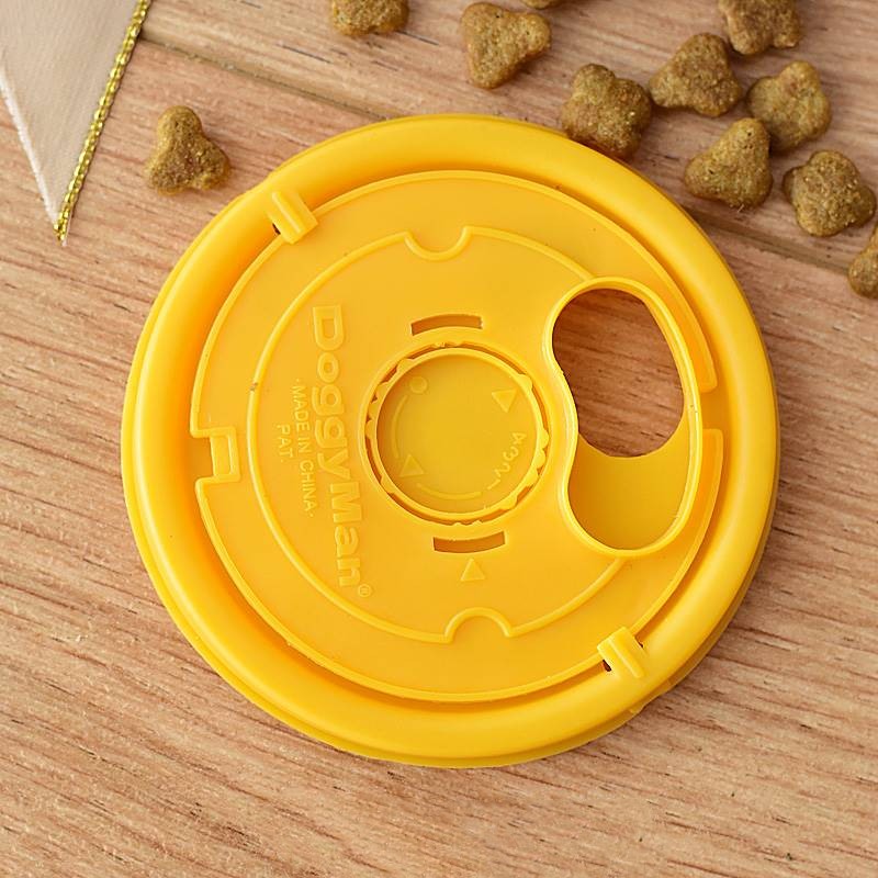 Interactive Dog Puzzle Ball Toy for Chewing and Treat Dispensing