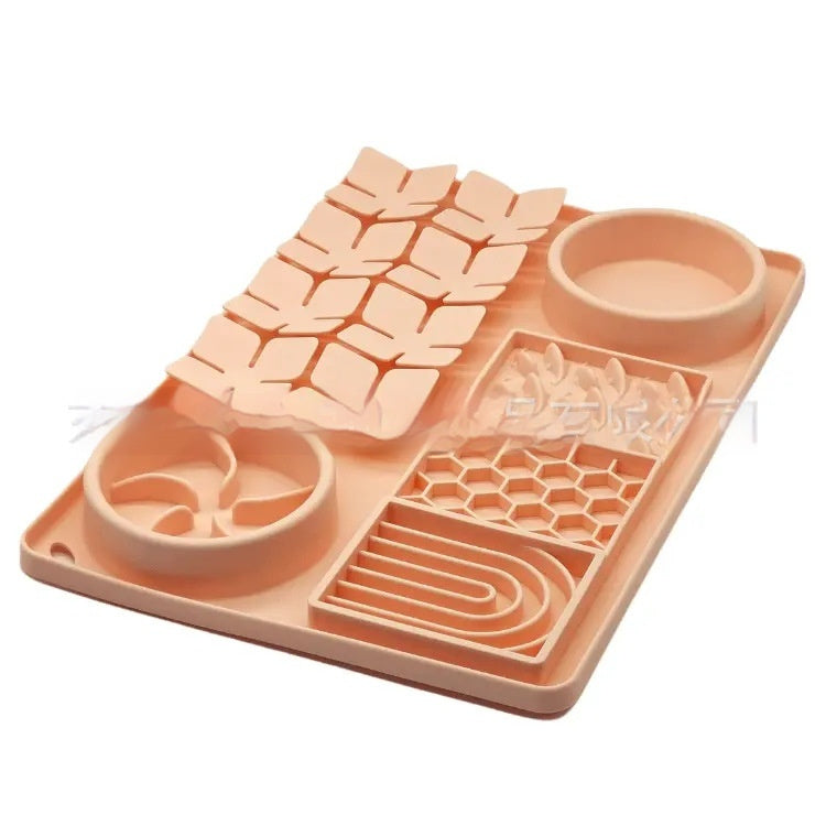 Pet Silicone Licking Mat With Suction Cup For Slow Feeding